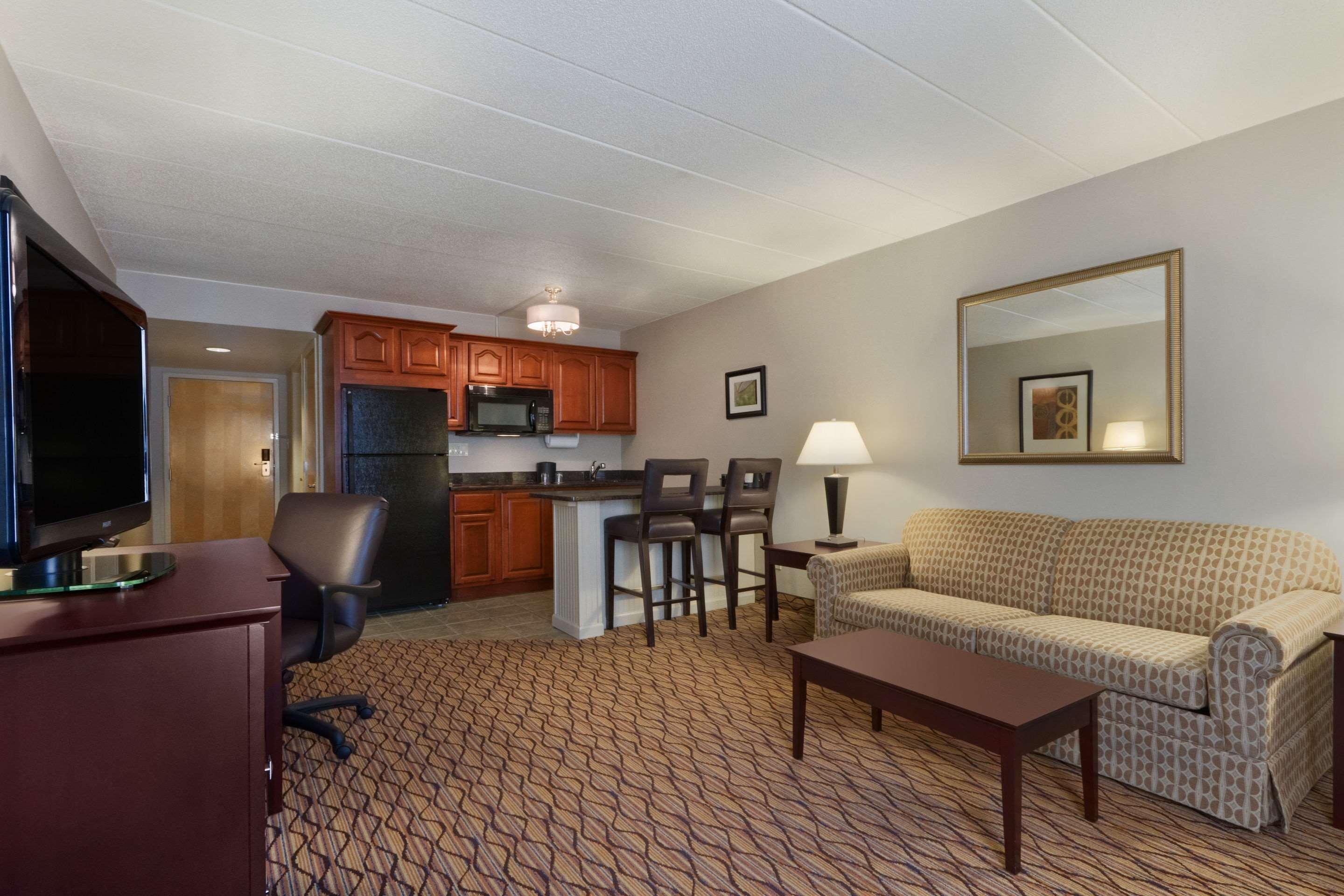 Comfort & - West Chester 3*